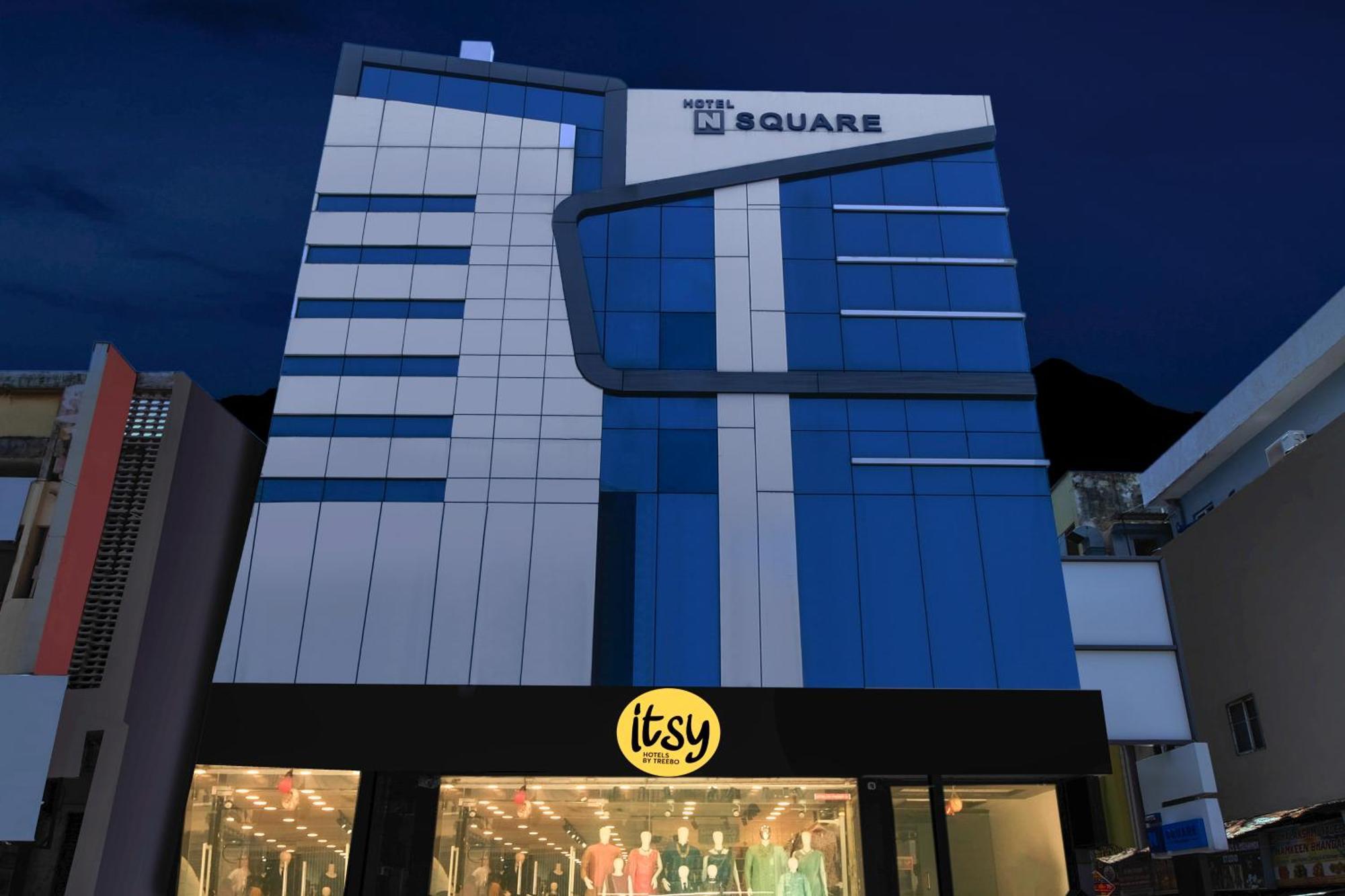 Itsy Hotels N Square 비자야와다 외부 사진